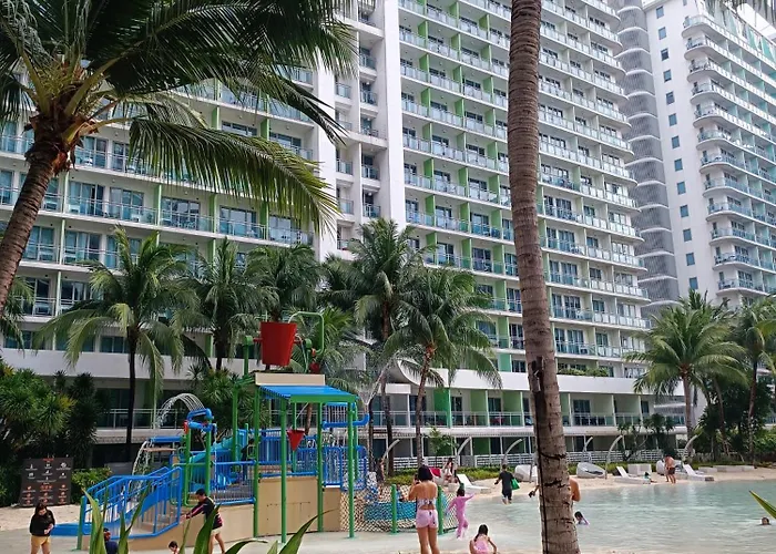Azure Urban Staycation Appart hôtel *